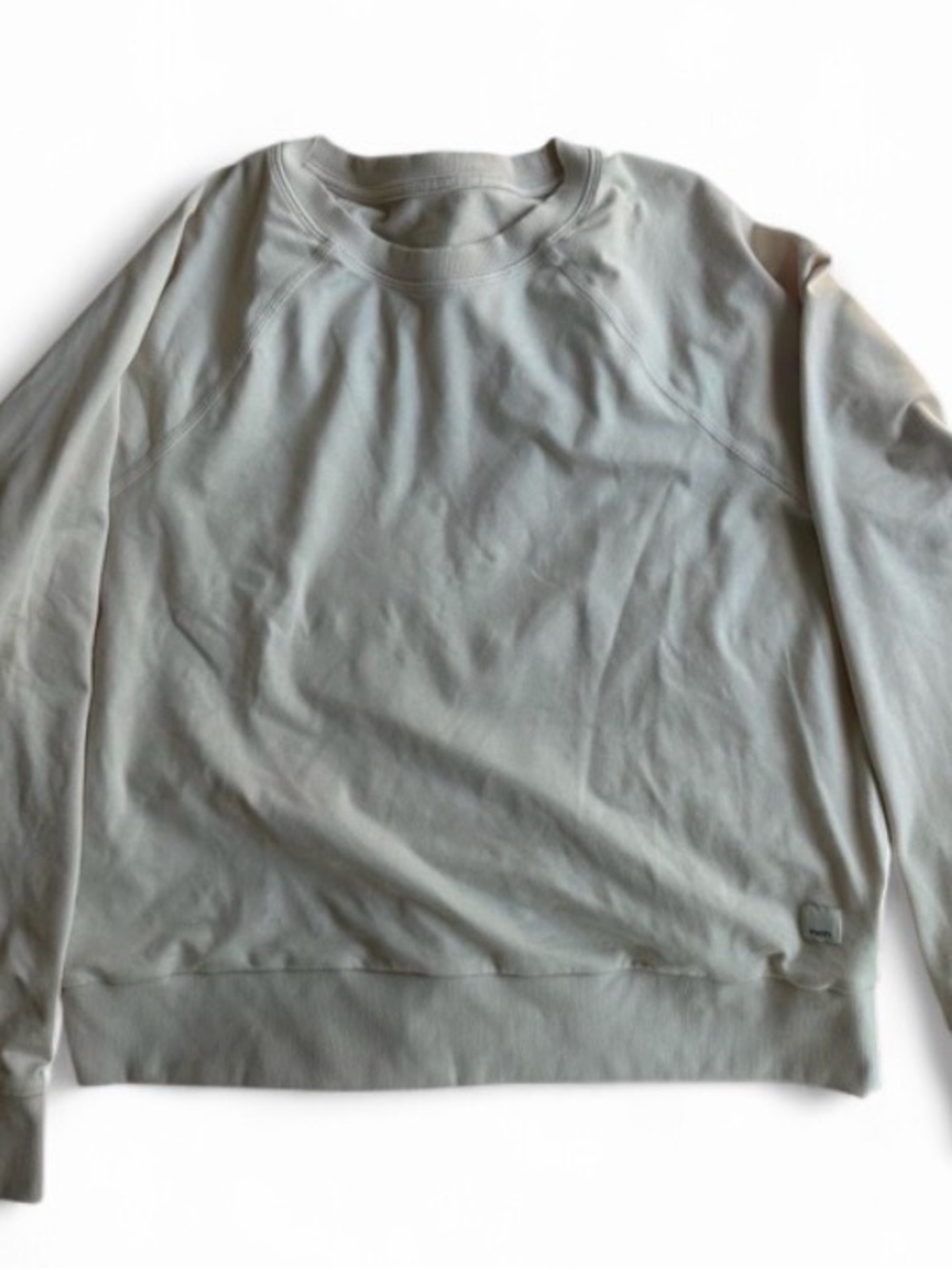 Vuori women’s Crewneck Sweatshirt in cream